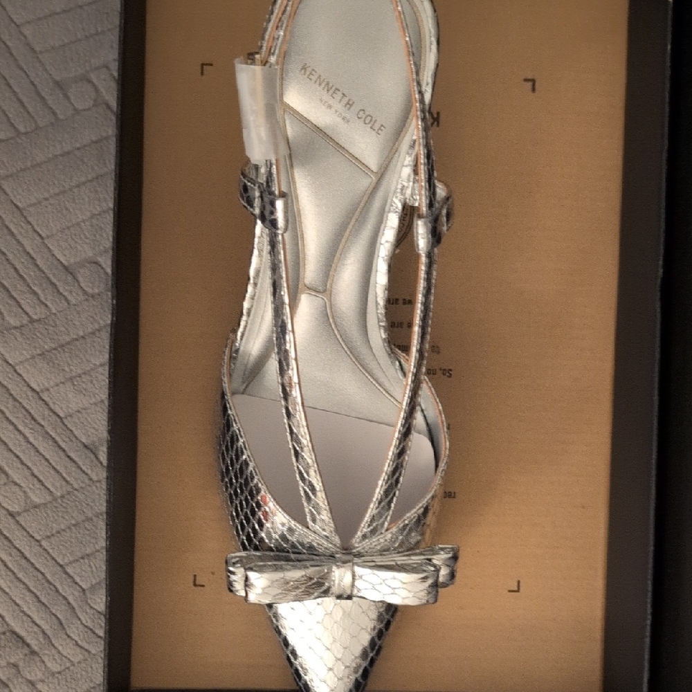Kenneth Cole Metallic Silver Heels NWT
